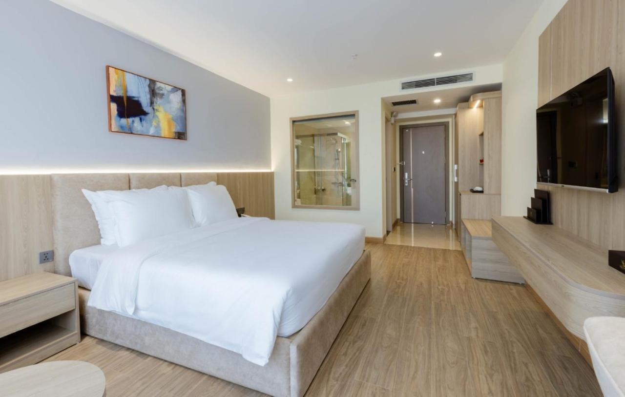 הלונג River Way Hotel מראה חיצוני תמונה