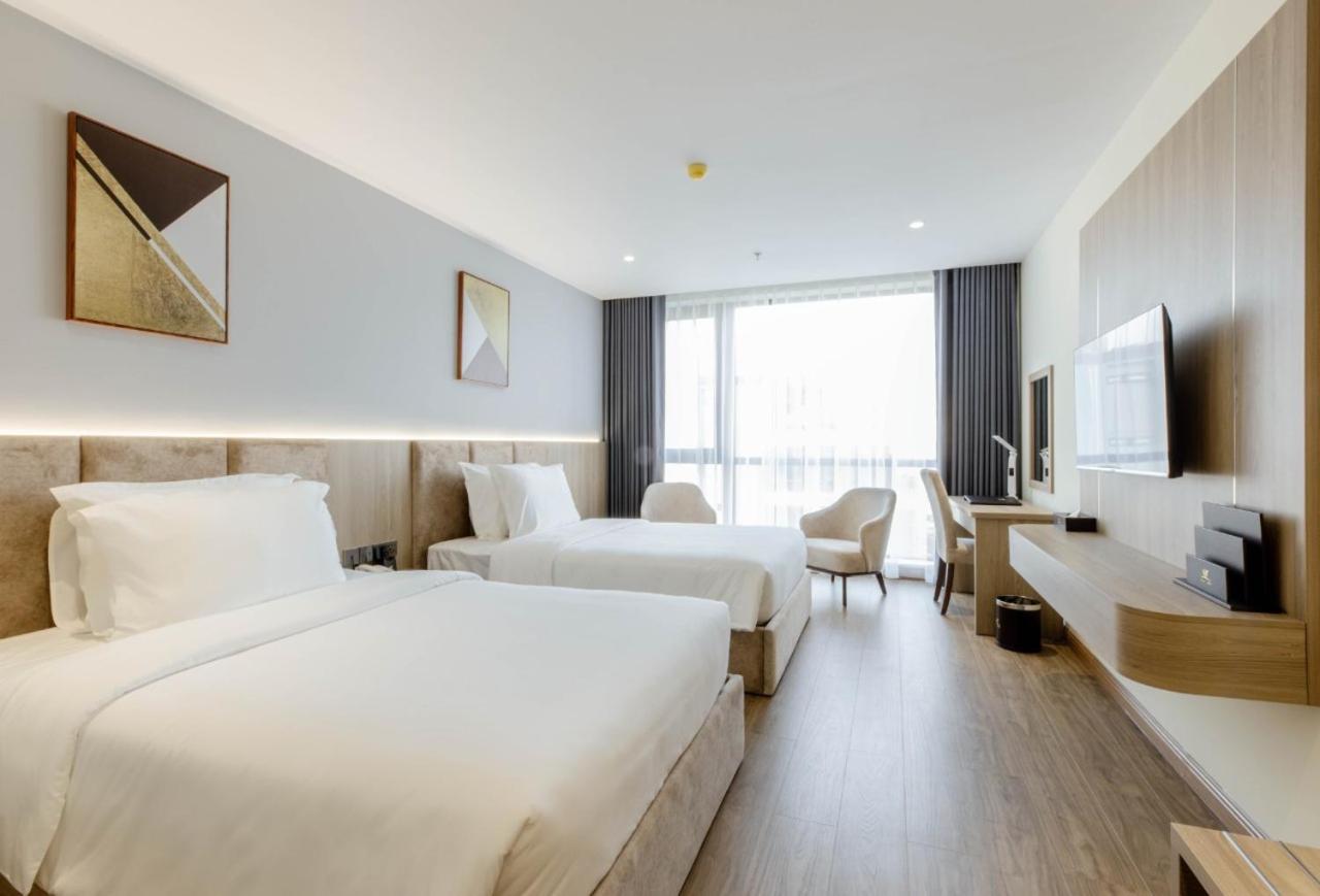 הלונג River Way Hotel מראה חיצוני תמונה